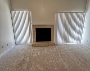 4112 Hanging Moss Court - Photo Thumbnail 11