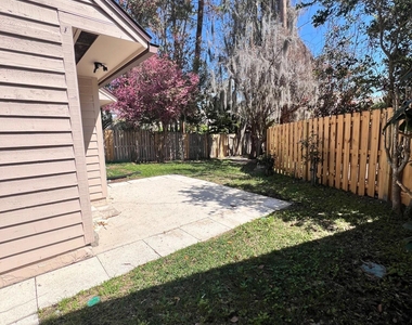 4112 Hanging Moss Court - Photo Thumbnail 29