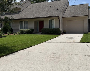 4112 Hanging Moss Court - Photo Thumbnail 1