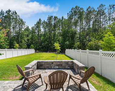 330 Greenway Lane - Photo Thumbnail 21