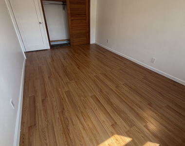 28-12 45th Street - Photo Thumbnail 5