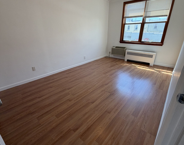 28-12 45th Street - Photo Thumbnail 4