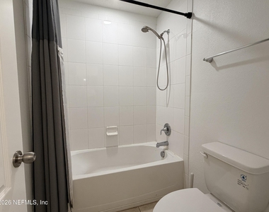 15991 Baxter Creek Drive - Photo Thumbnail 27