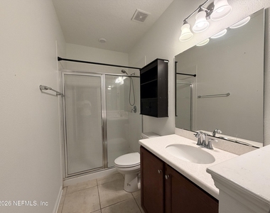 15991 Baxter Creek Drive - Photo Thumbnail 28