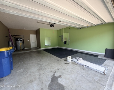 15991 Baxter Creek Drive - Photo Thumbnail 14