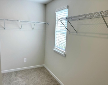 7811 Richmond Trail - Photo Thumbnail 21