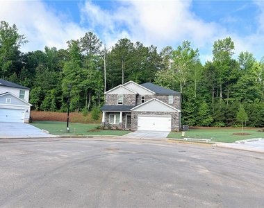 7811 Richmond Trail - Photo Thumbnail 2