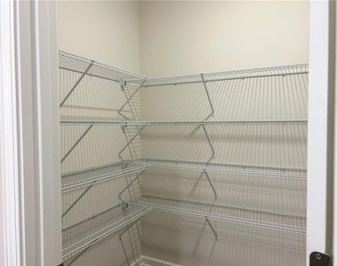 7811 Richmond Trail - Photo Thumbnail 6
