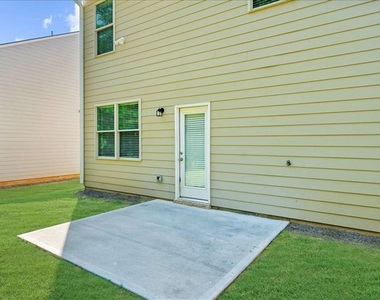 200 Nw Vickery Ln Nw - Photo Thumbnail 21