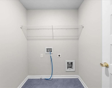 200 Nw Vickery Ln Nw - Photo Thumbnail 15