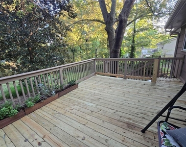 1400 Hidden Circle Drive - Photo Thumbnail 3