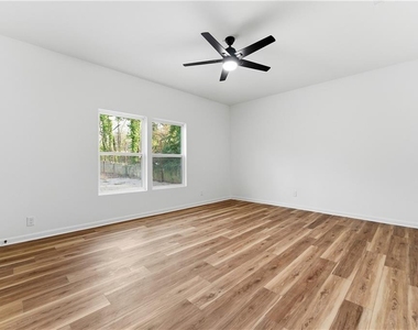 1386 Elizabeth Avenue Sw - Photo Thumbnail 16