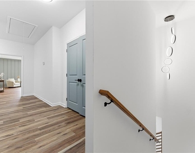 1386 Elizabeth Avenue Sw - Photo Thumbnail 17
