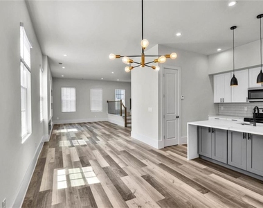 3165 Dogwood Drive - Photo Thumbnail 7