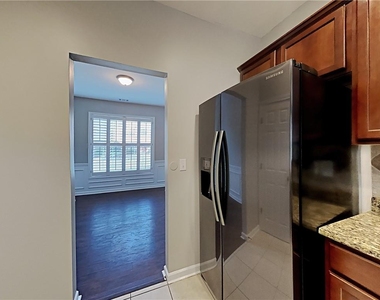 2184 Longmont Drive - Photo Thumbnail 19