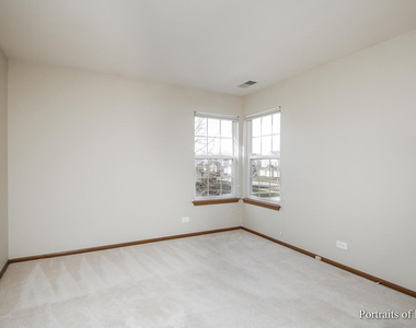 2010 Fulham Drive - Photo Thumbnail 12