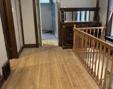 3111 N Racine Avenue - Photo Thumbnail 6