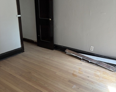 3111 N Racine Avenue - Photo Thumbnail 8