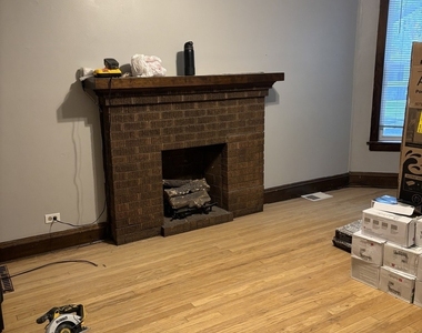 3111 N Racine Avenue - Photo Thumbnail 5