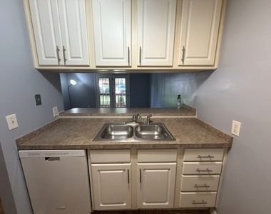 1905 Tall Oaks Drive - Photo Thumbnail 1