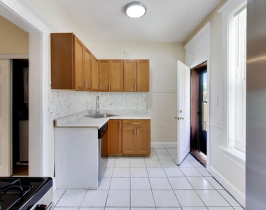 3149 W Lyndale Street - Photo Thumbnail 12