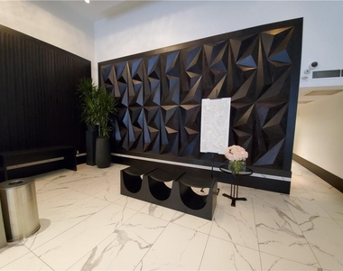 400 W Peachtree Street Nw - Photo Thumbnail 21