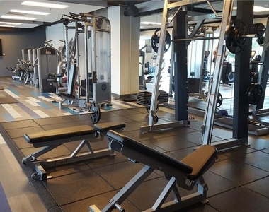 400 W Peachtree Street Nw - Photo Thumbnail 25
