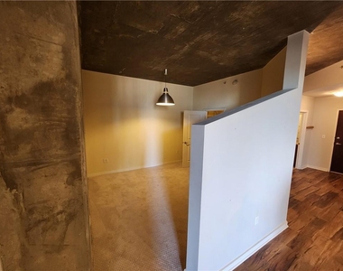 400 W Peachtree Street Nw - Photo Thumbnail 10