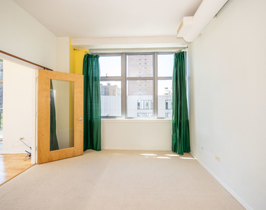 1000 W Leland Avenue - Photo Thumbnail 9