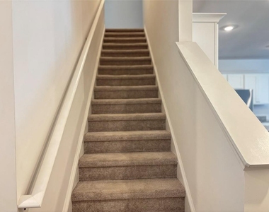104 Mission Boulevard - Photo Thumbnail 6