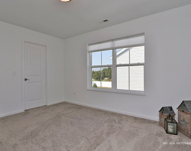 2490 Olivia Court - Photo Thumbnail 16