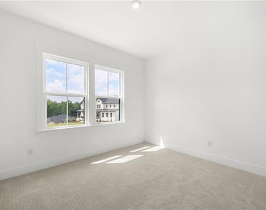 2815 Medford Drive - Photo Thumbnail 35