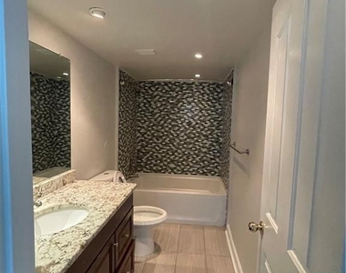 2870 Pharr Court South Nw - Photo Thumbnail 16