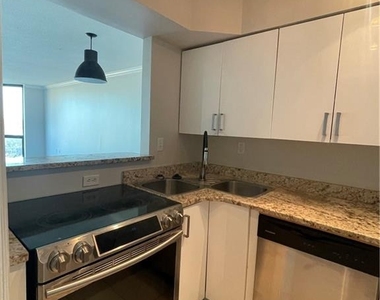 2870 Pharr Court South Nw - Photo Thumbnail 4