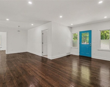 1680 Fairbanks Street Sw - Photo Thumbnail 4