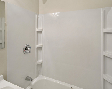 991 Tollview Avenue - Photo Thumbnail 11