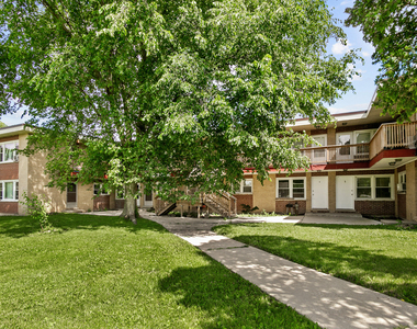 991 Tollview Avenue - Photo Thumbnail 12