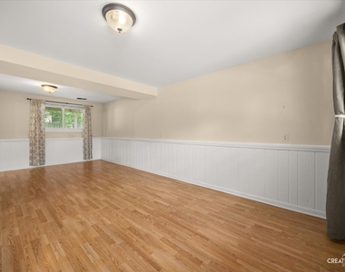 572 Oswego Drive - Photo Thumbnail 10