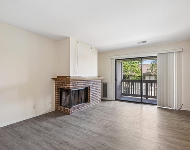 826 Thornton Court - Photo Thumbnail 1