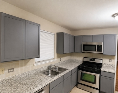 1249 S Wellington Court S - Photo Thumbnail 6