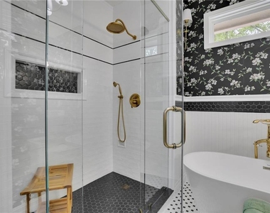 5995 Spring Street - Photo Thumbnail 27