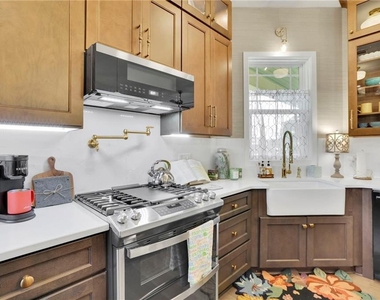 5995 Spring Street - Photo Thumbnail 4
