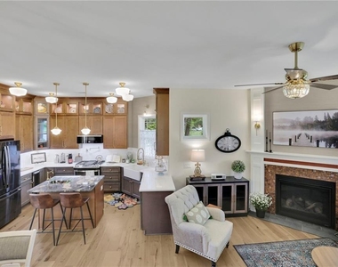 5995 Spring Street - Photo Thumbnail 14