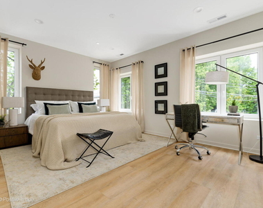 6031 W North Avenue - Photo Thumbnail 11