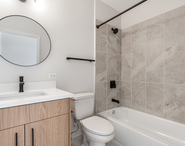 805 N Milwaukee Avenue - Photo Thumbnail 13