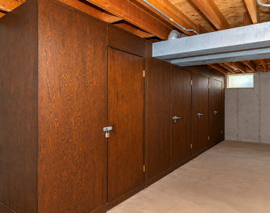 31 Green Oaks Drive - Photo Thumbnail 11