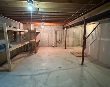992 White Pine Drive - Photo Thumbnail 11