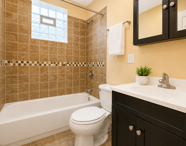 718 S Aberdeen Street - Photo Thumbnail 5
