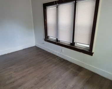 83 W 15th Street - Photo Thumbnail 27