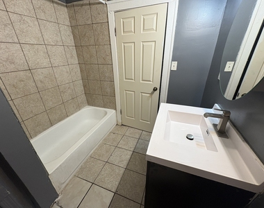 83 W 15th Street - Photo Thumbnail 12